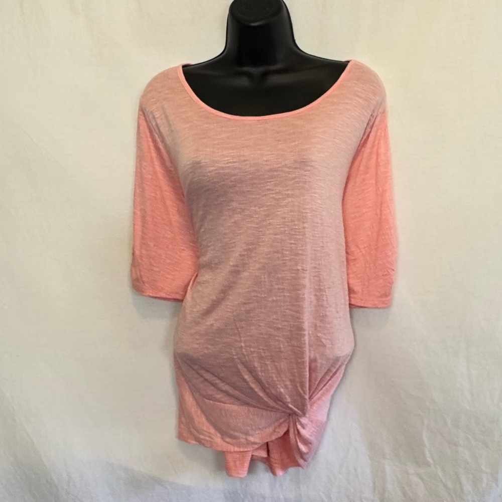 D-171 AGB PLUS SIZE 2X Pink Twisted Bottom Short Sleeve Pullover Blouse